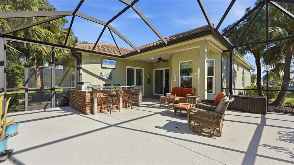For Sale: $354,900 (2 beds, 2 baths, 1689 Square Feet)