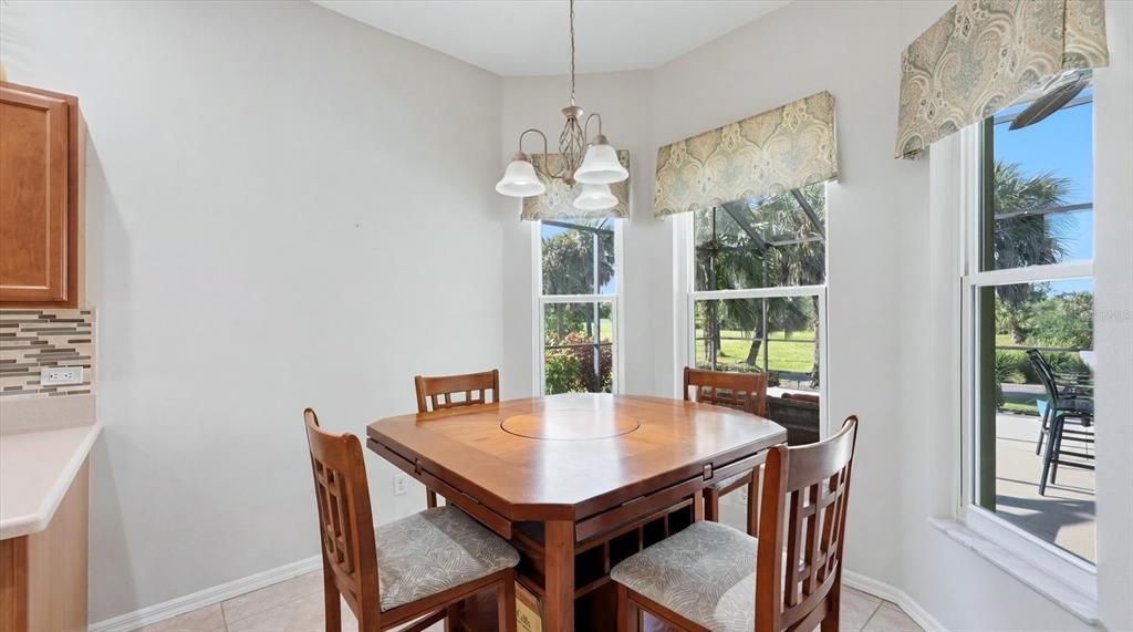 For Sale: $354,900 (2 beds, 2 baths, 1689 Square Feet)