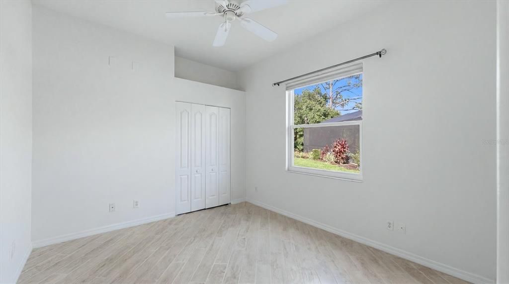 For Sale: $354,900 (2 beds, 2 baths, 1689 Square Feet)
