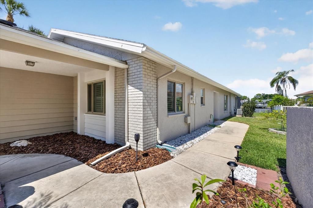 Active With Contract: $675,000 (3 beds, 2 baths, 1681 Square Feet)