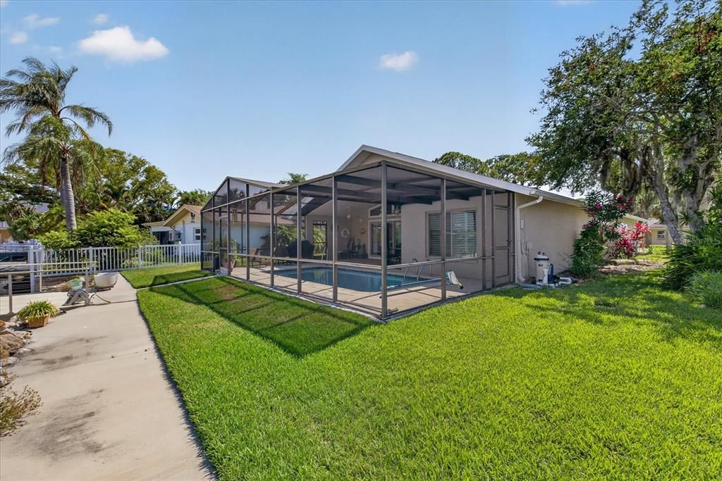 Active With Contract: $675,000 (3 beds, 2 baths, 1681 Square Feet)