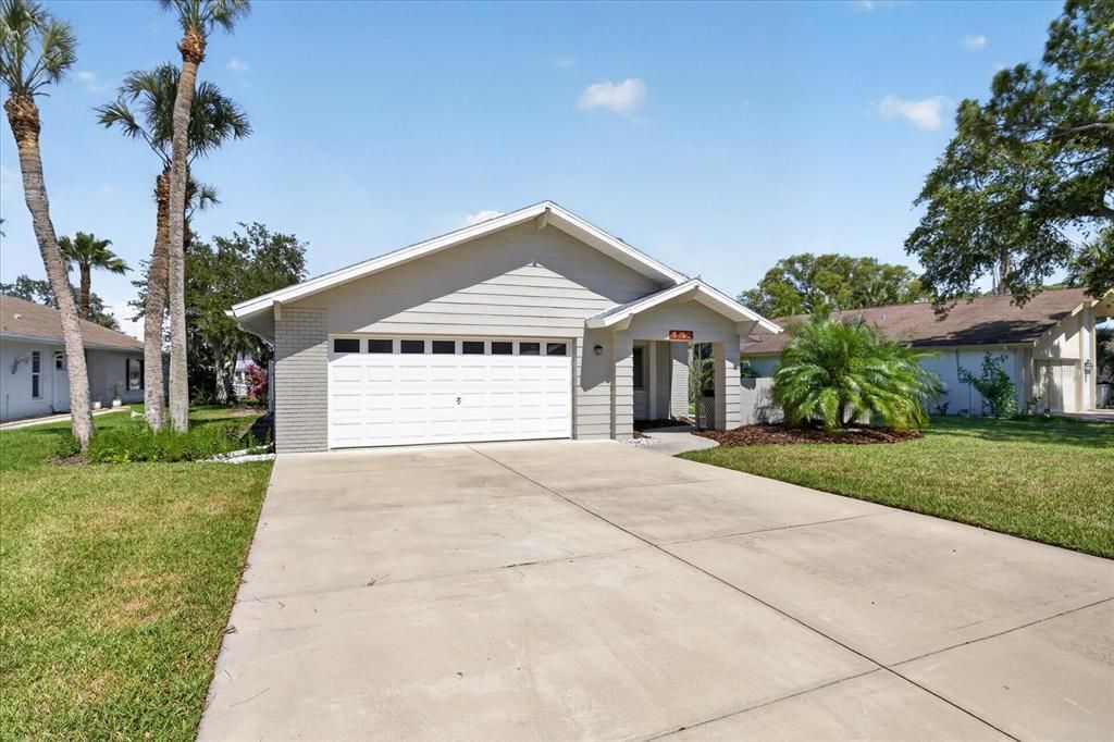 Active With Contract: $675,000 (3 beds, 2 baths, 1681 Square Feet)