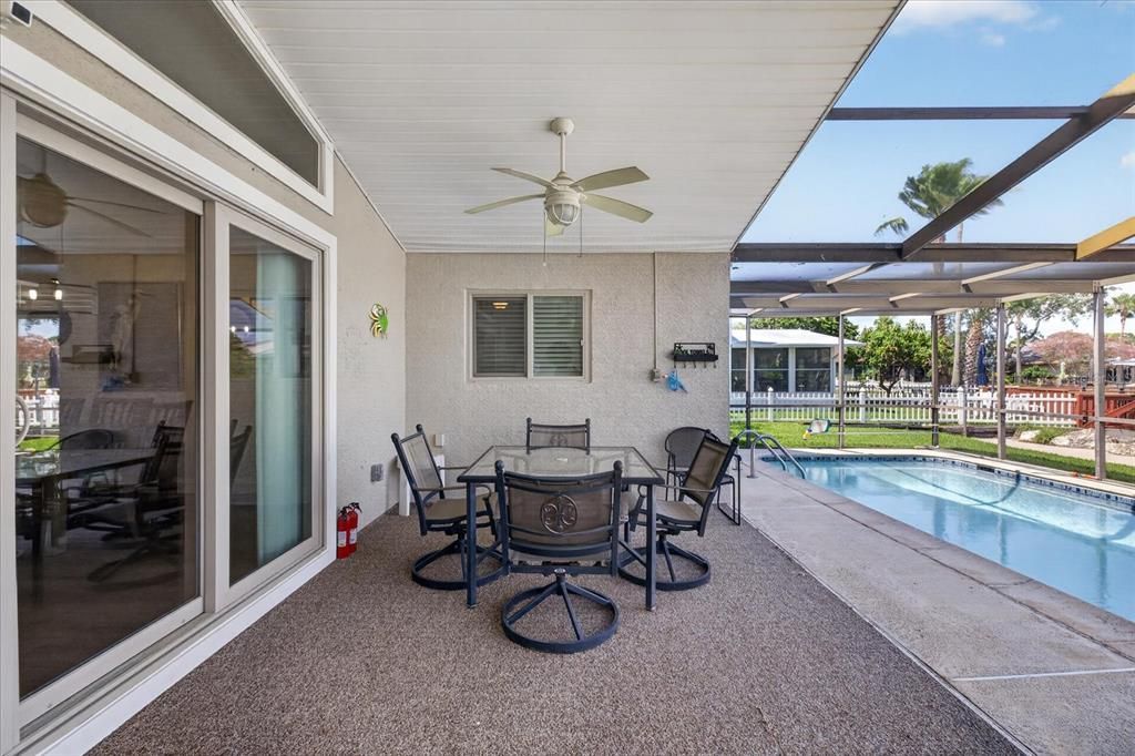 Active With Contract: $675,000 (3 beds, 2 baths, 1681 Square Feet)