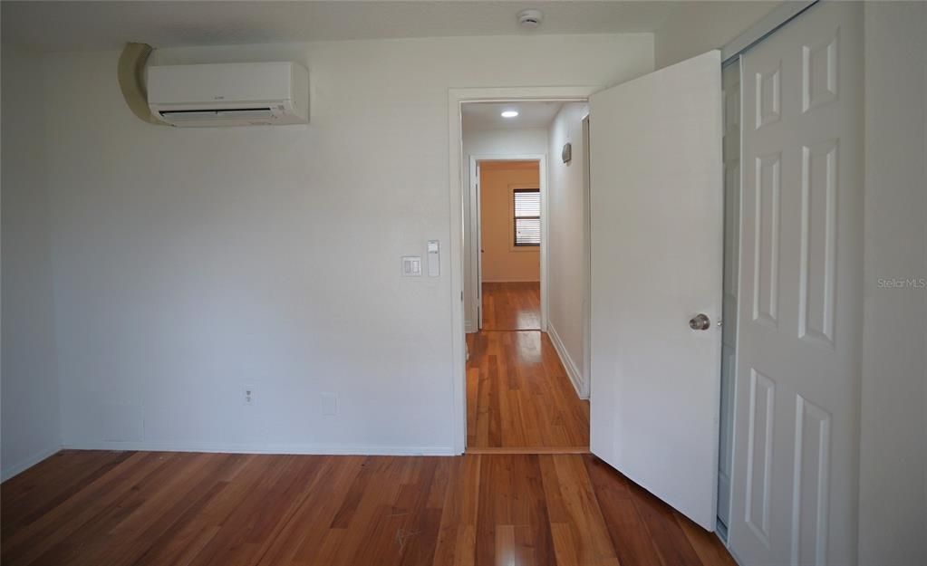 Activo con contrato: $1,995 (2 camas, 2 baños, 1135 Pies cuadrados)