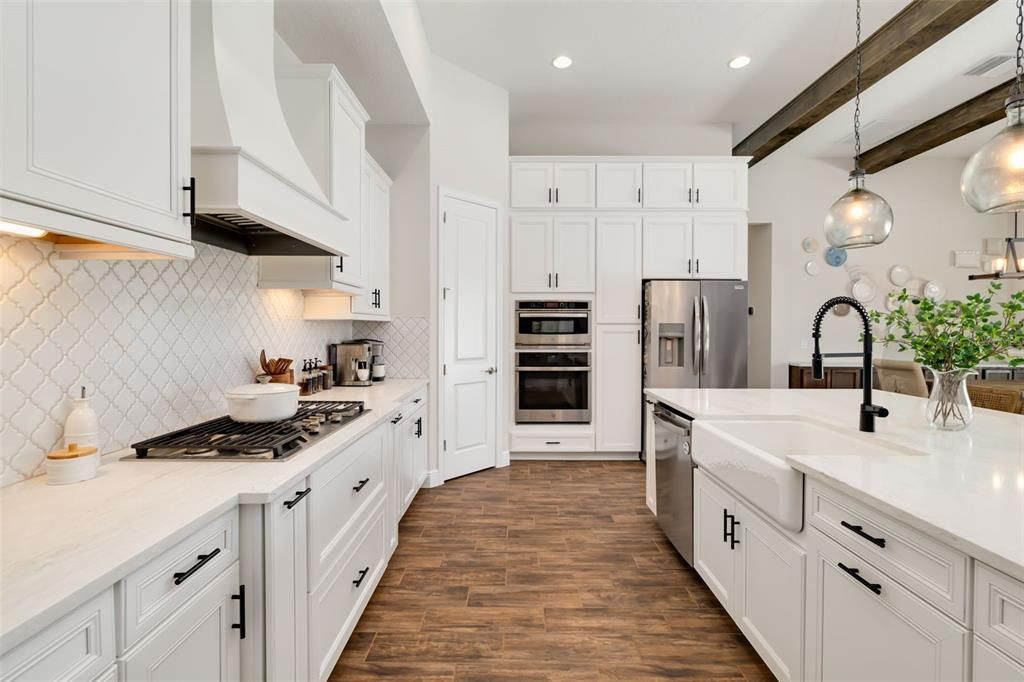 For Sale: $1,250,000 (4 beds, 3 baths, 3179 Square Feet)