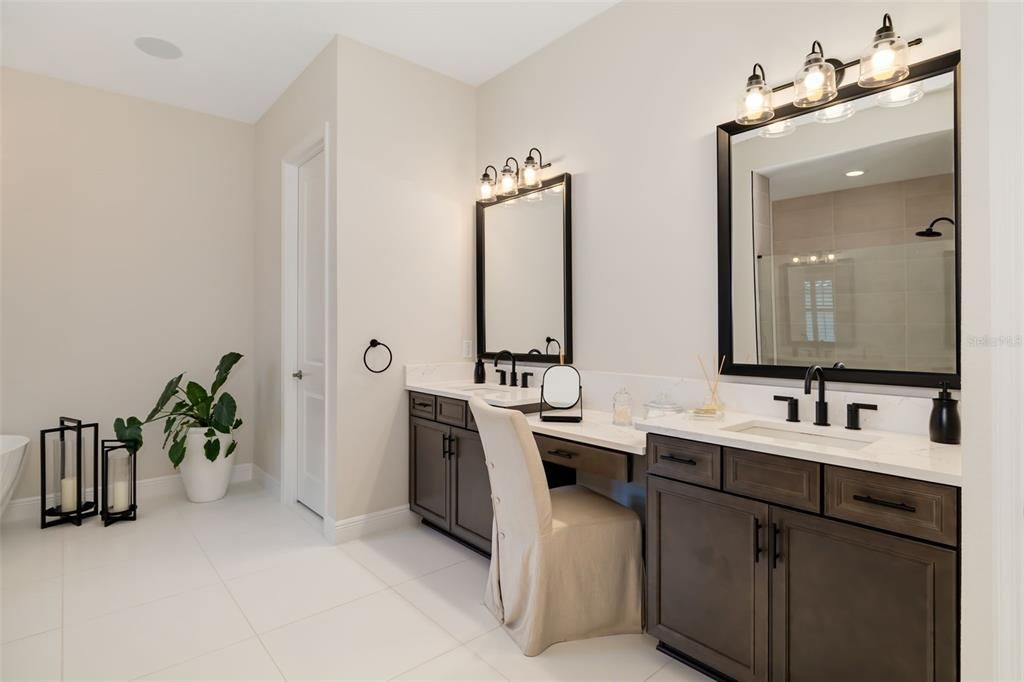 For Sale: $1,250,000 (4 beds, 3 baths, 3179 Square Feet)