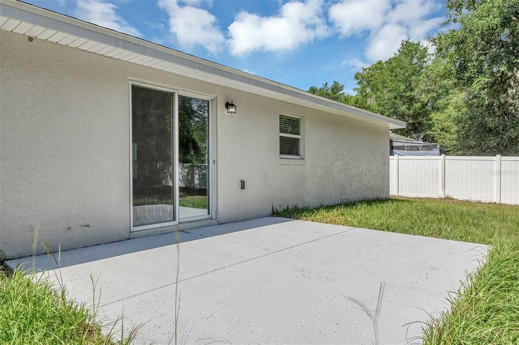 En Venta: $274,900 (4 camas, 2 baños, 1473 Pies cuadrados)