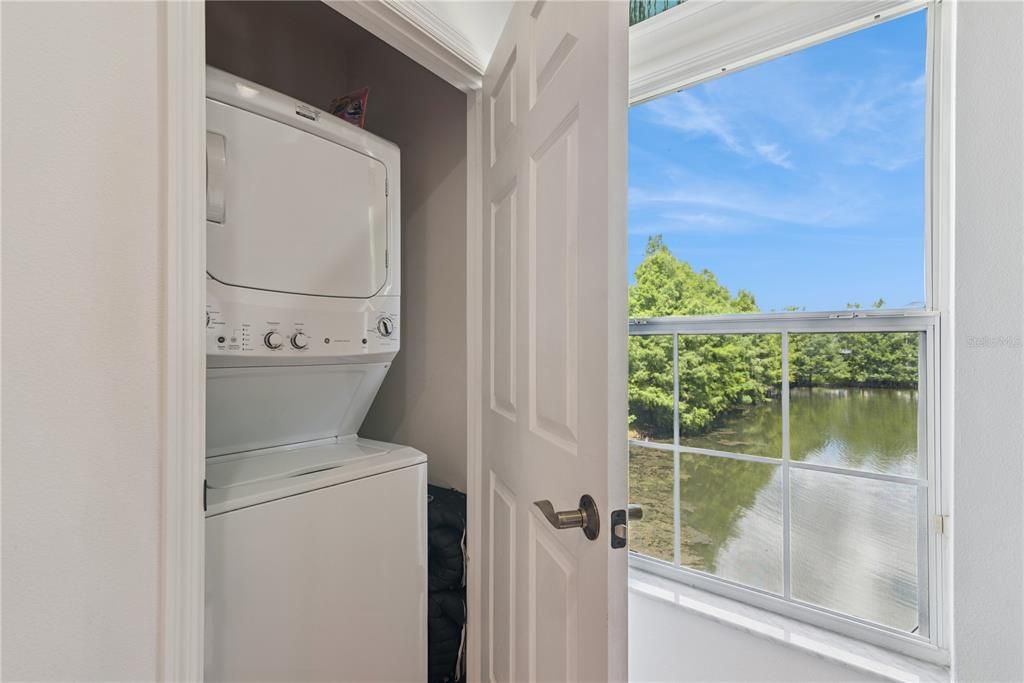 En Venta: $345,000 (2 camas, 2 baños, 1129 Pies cuadrados)