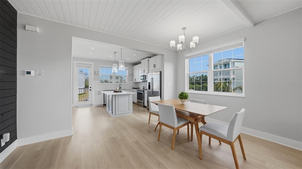 For Sale: $1,250,000 (3 beds, 2 baths, 1678 Square Feet)