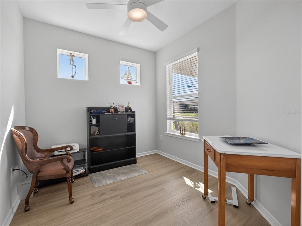 For Sale: $345,000 (2 beds, 2 baths, 1404 Square Feet)
