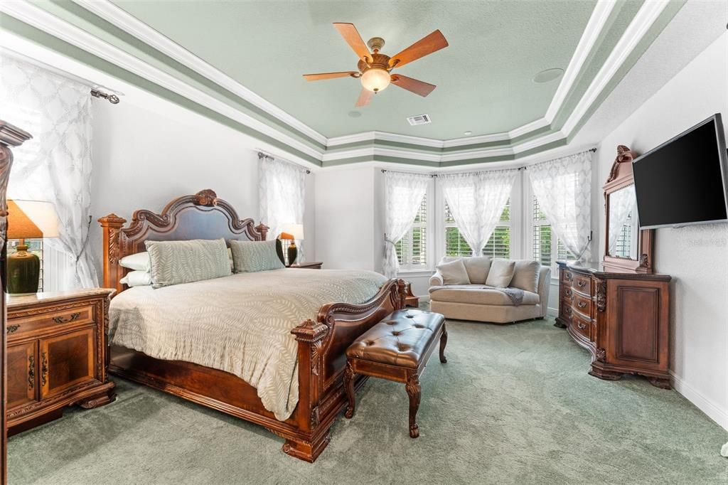 For Sale: $1,100,000 (4 beds, 5 baths, 3810 Square Feet)