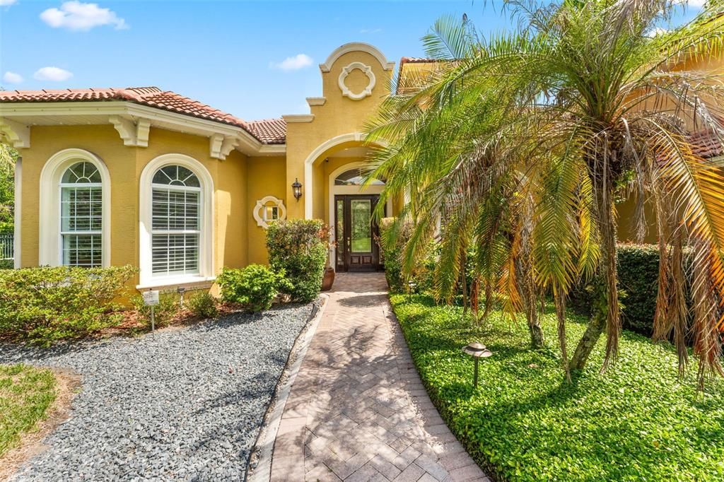 For Sale: $1,100,000 (4 beds, 5 baths, 3810 Square Feet)