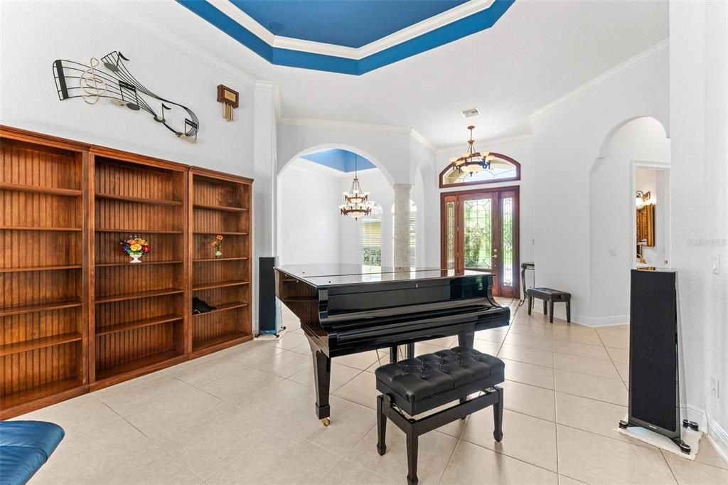 For Sale: $1,100,000 (4 beds, 5 baths, 3810 Square Feet)