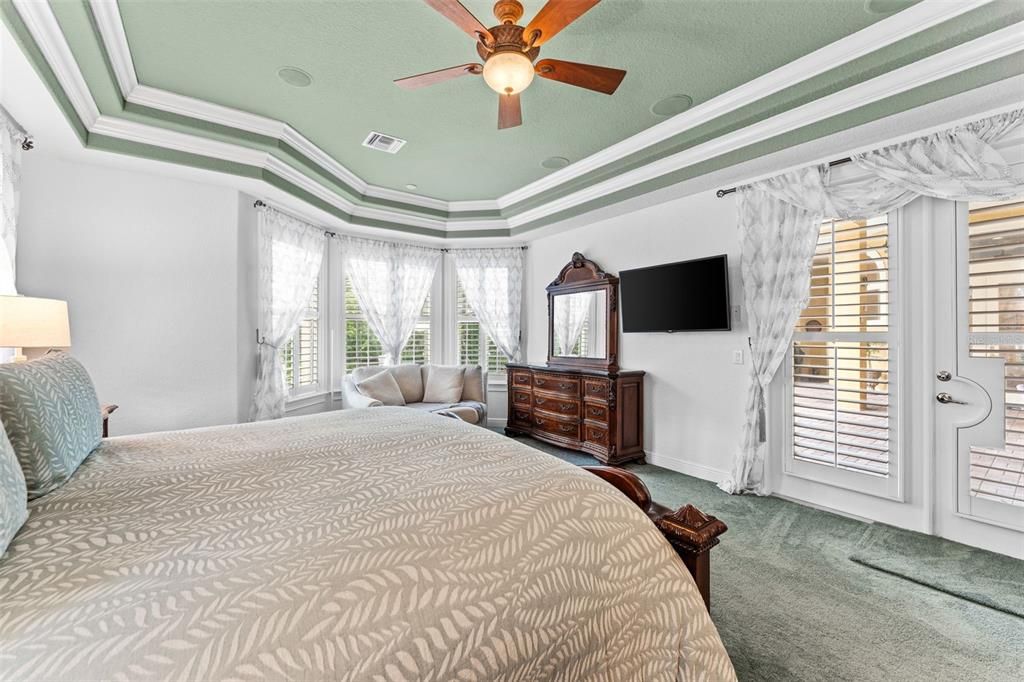 For Sale: $1,100,000 (4 beds, 5 baths, 3810 Square Feet)