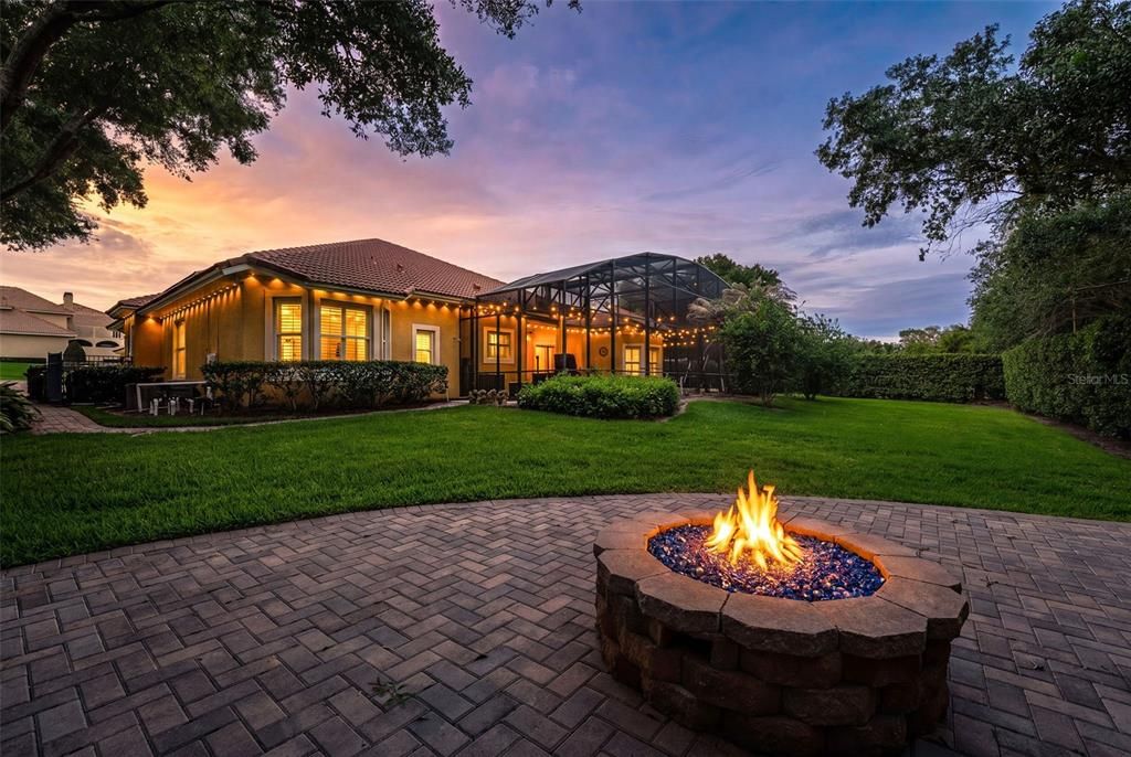 For Sale: $1,100,000 (4 beds, 5 baths, 3810 Square Feet)