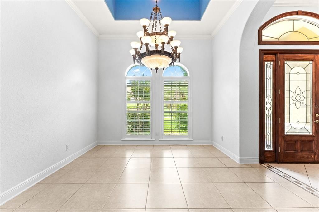 For Sale: $1,100,000 (4 beds, 5 baths, 3810 Square Feet)
