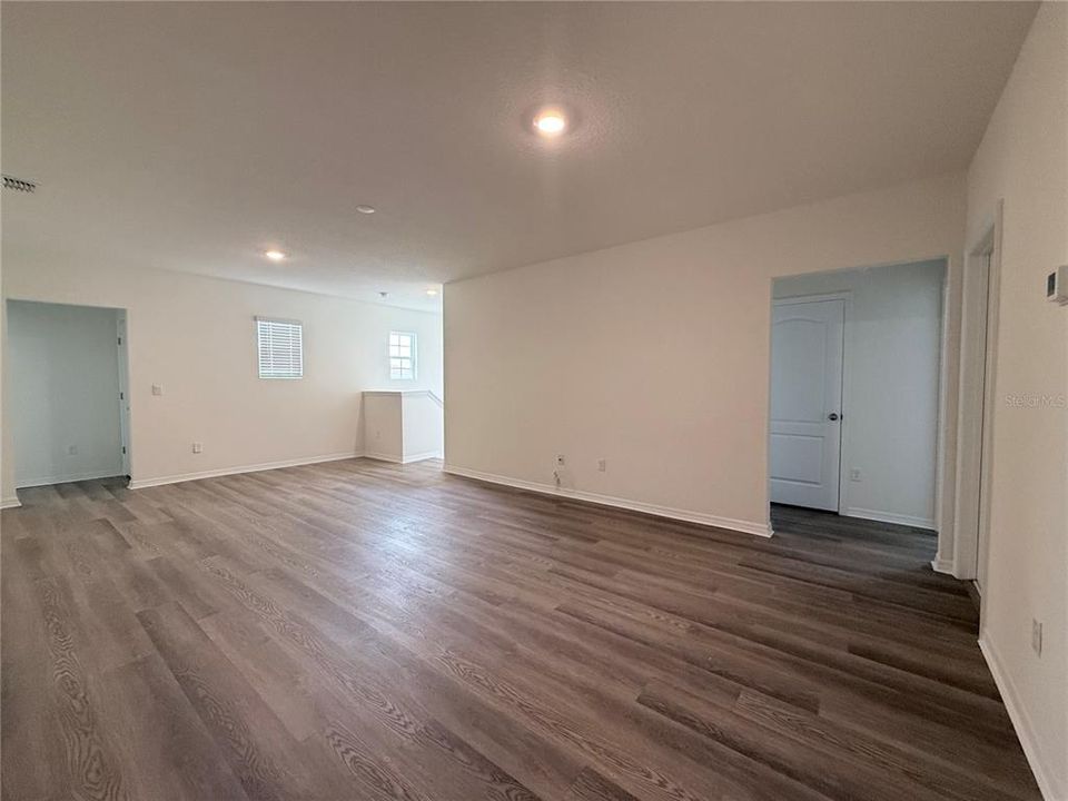 В аренду: $3,650 (7 спален, 5 ванн, 3626 Квадратных фут)