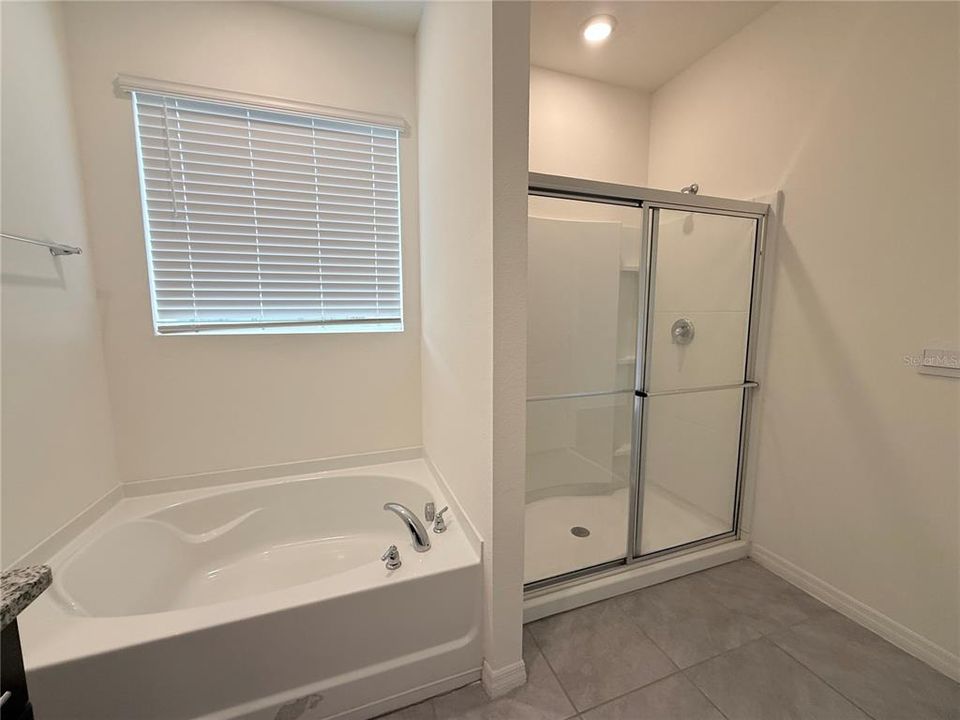 В аренду: $3,650 (7 спален, 5 ванн, 3626 Квадратных фут)