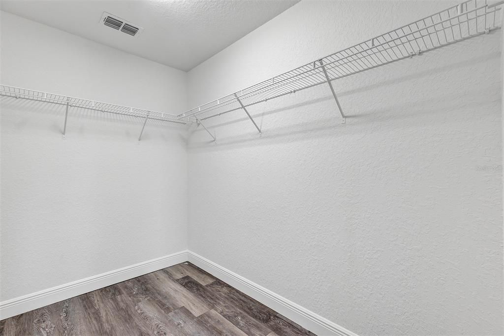 En Venta: $264,900 (3 camas, 2 baños, 1453 Pies cuadrados)
