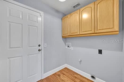 For Sale: $550,000 (4 beds, 2 baths, 2063 Square Feet)