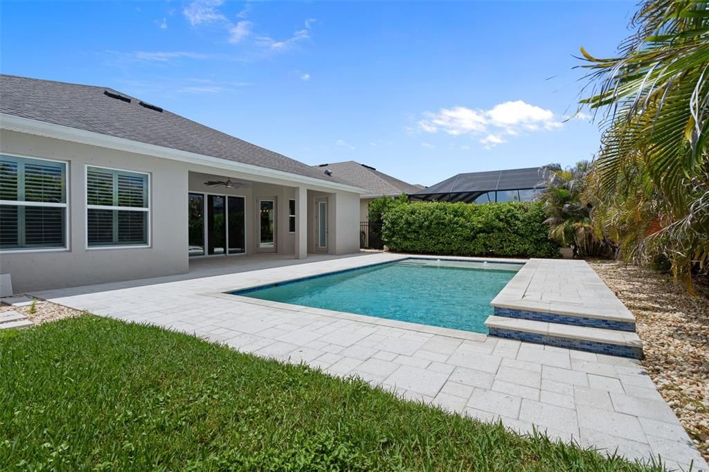 En Venta: $815,000 (4 camas, 3 baños, 3098 Pies cuadrados)