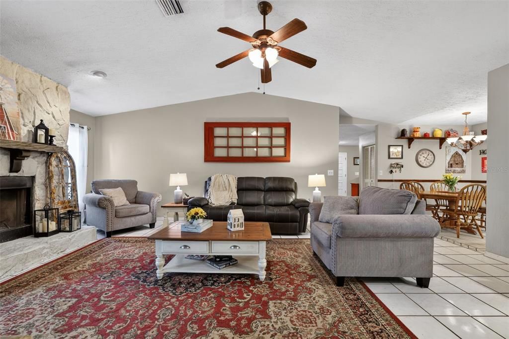 For Sale: $499,900 (4 beds, 2 baths, 2442 Square Feet)