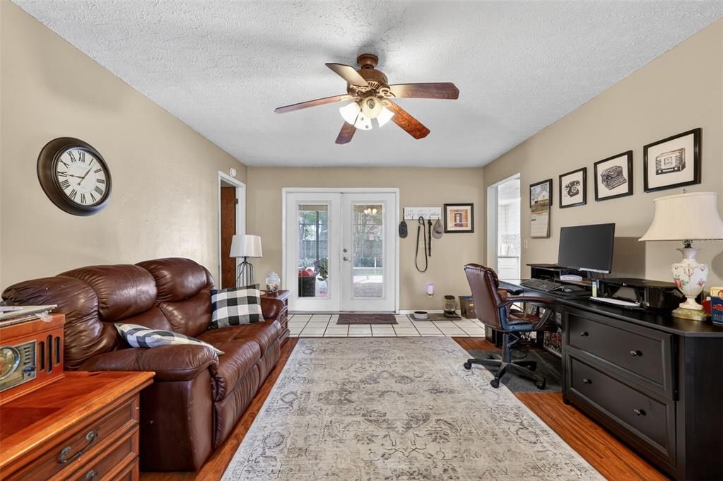 For Sale: $499,900 (4 beds, 2 baths, 2442 Square Feet)
