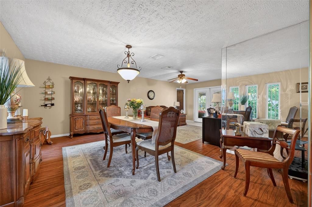 For Sale: $499,900 (4 beds, 2 baths, 2442 Square Feet)