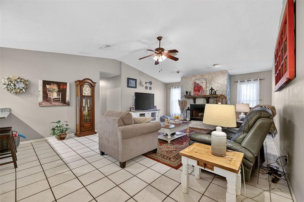 For Sale: $499,900 (4 beds, 2 baths, 2442 Square Feet)