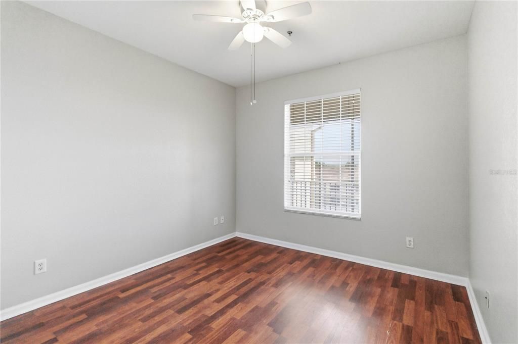 For Sale: $175,000 (2 beds, 2 baths, 1046 Square Feet)