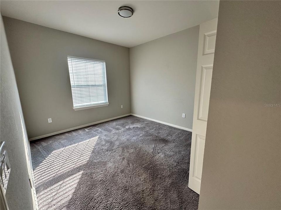 For Rent: $2,200 (4 beds, 2 baths, 2041 Square Feet)