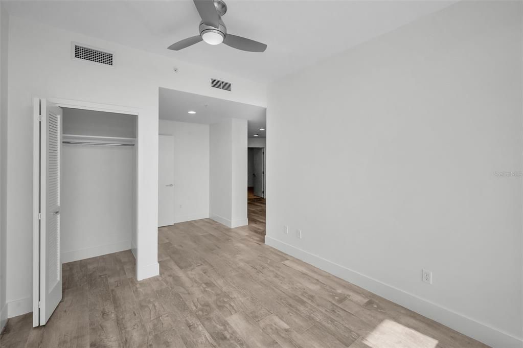В аренду: $5,500 (2 спален, 2 ванн, 1018 Квадратных фут)
