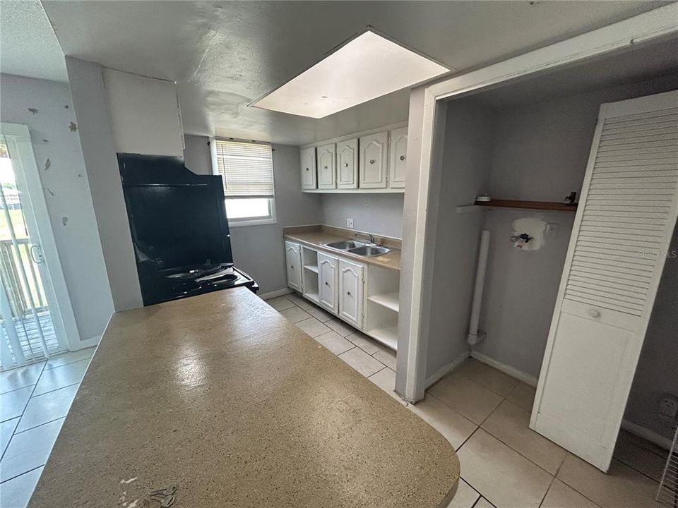 For Sale: $104,900 (3 beds, 2 baths, 1338 Square Feet)