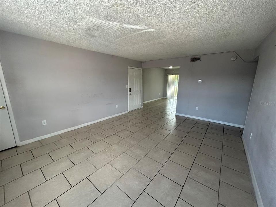 For Sale: $104,900 (3 beds, 2 baths, 1338 Square Feet)