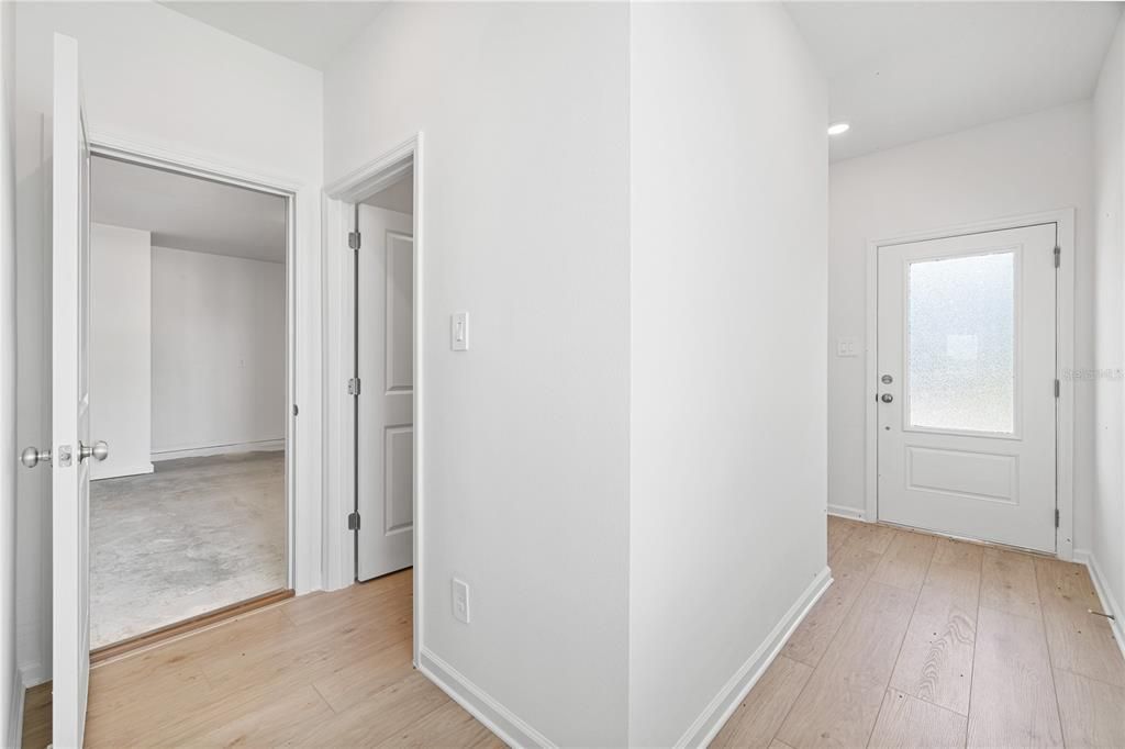 В аренду: $3,300 (5 спален, 3 ванн, 2601 Квадратных фут)