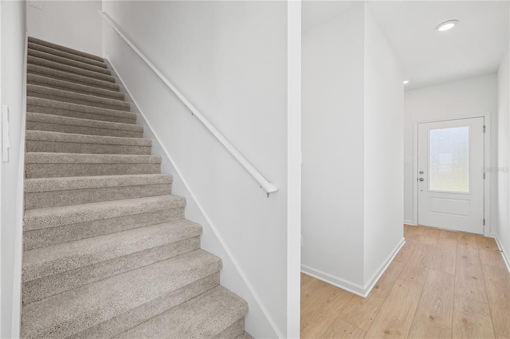 В аренду: $3,300 (5 спален, 3 ванн, 2601 Квадратных фут)