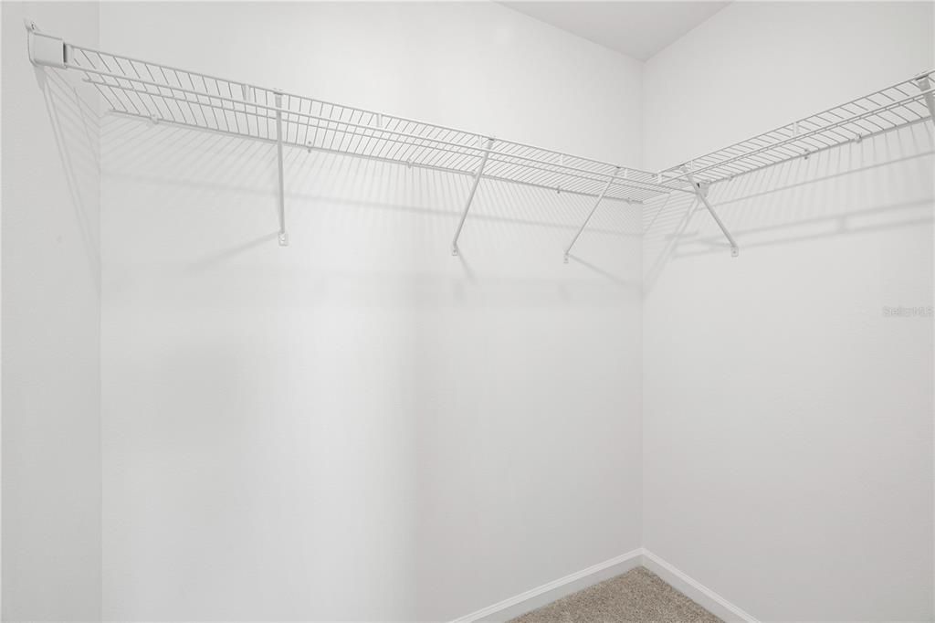 В аренду: $3,300 (5 спален, 3 ванн, 2601 Квадратных фут)