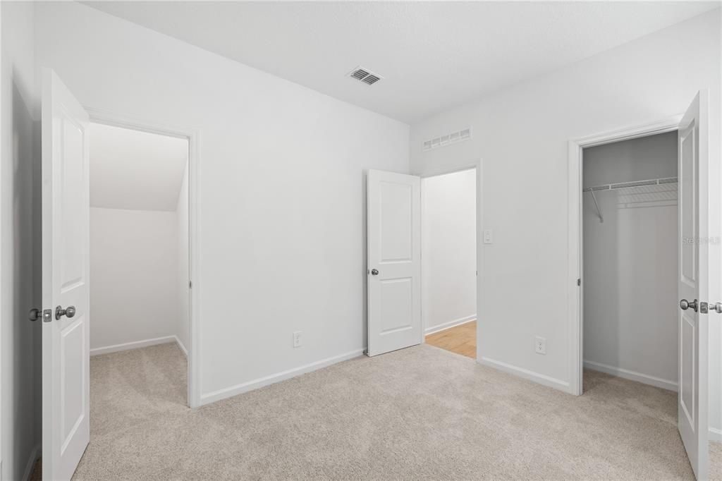 В аренду: $3,300 (5 спален, 3 ванн, 2601 Квадратных фут)