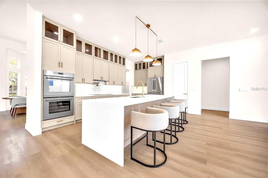 For Sale: $1,450,000 (4 beds, 4 baths, 3997 Square Feet)
