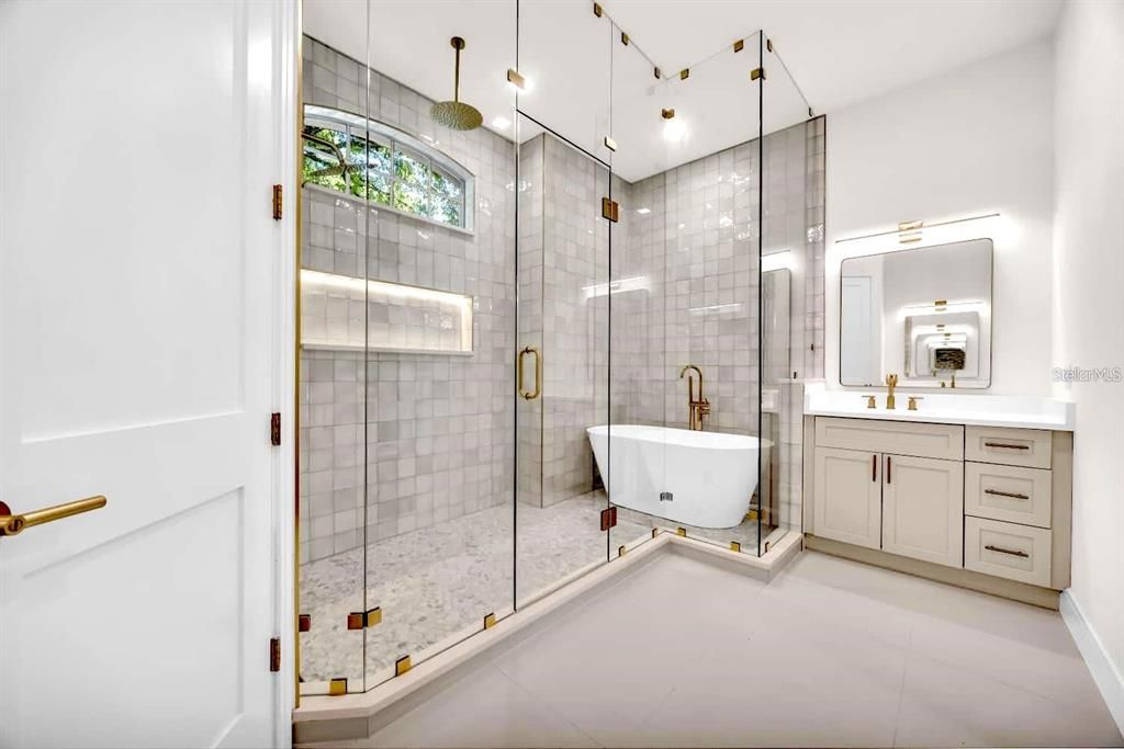 For Sale: $1,450,000 (4 beds, 4 baths, 3997 Square Feet)