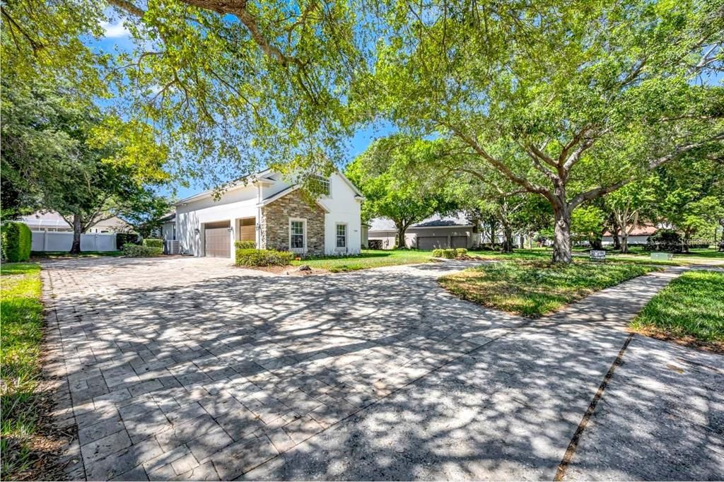 For Sale: $1,450,000 (4 beds, 4 baths, 3997 Square Feet)