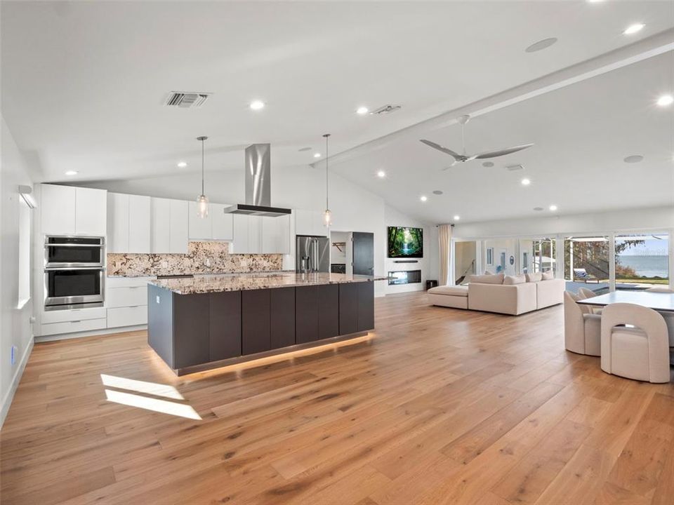 For Rent: $8,500 (4 beds, 4 baths, 3185 Square Feet)