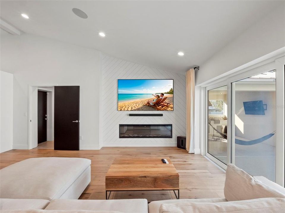 For Rent: $8,500 (4 beds, 4 baths, 3185 Square Feet)