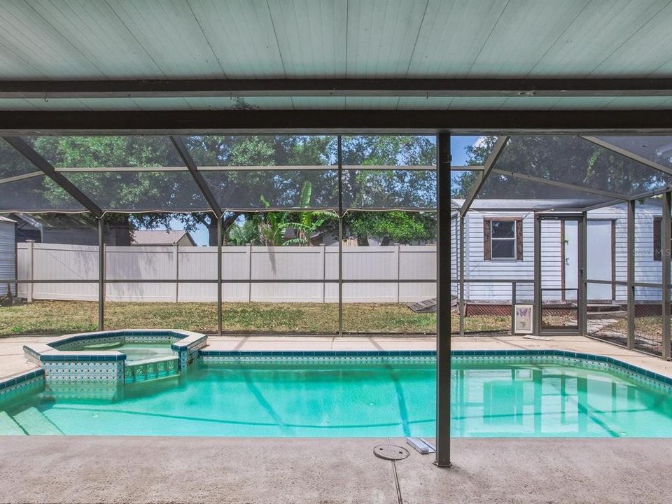 Active With Contract: $350,000 (4 beds, 2 baths, 1853 Square Feet)