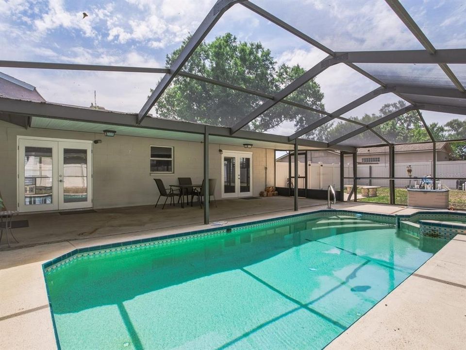 Active With Contract: $350,000 (4 beds, 2 baths, 1853 Square Feet)