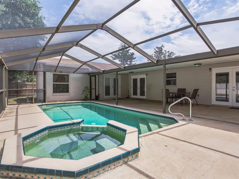 Active With Contract: $350,000 (4 beds, 2 baths, 1853 Square Feet)