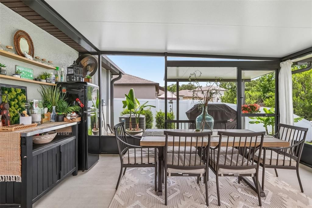 Active With Contract: $295,000 (3 beds, 2 baths, 1540 Square Feet)