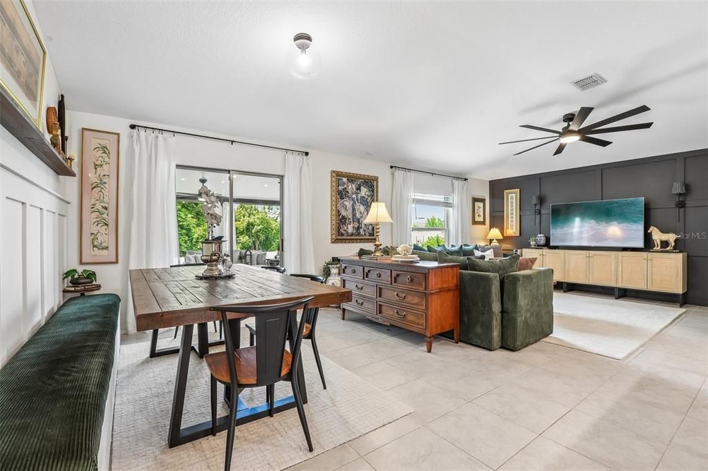 Active With Contract: $295,000 (3 beds, 2 baths, 1540 Square Feet)