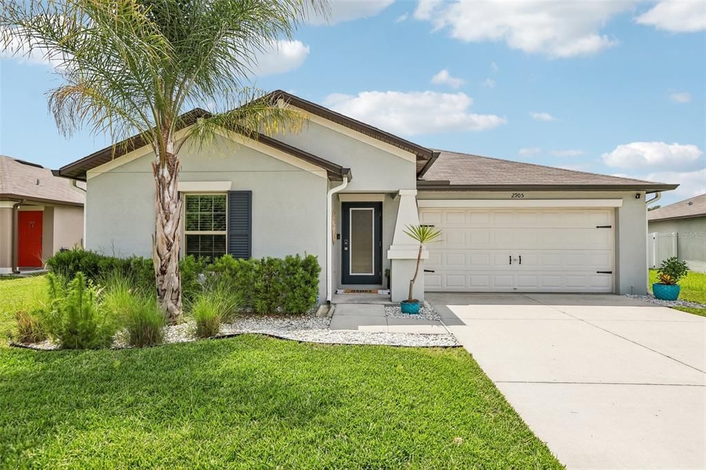 Active With Contract: $295,000 (3 beds, 2 baths, 1540 Square Feet)