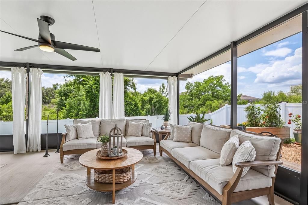 Active With Contract: $295,000 (3 beds, 2 baths, 1540 Square Feet)